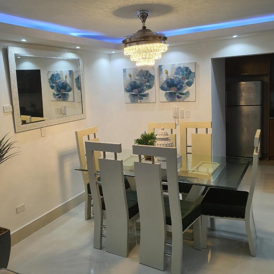 Cozzy, M5 Apartment, Family Community With, Gym, Pool, Basketball Court , Kids Area And 24 Hrs Security Santiago De Los Caballeros Dış mekan fotoğraf